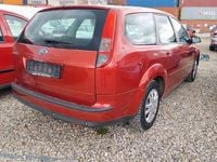 Second-hand Ford Focus 101 CP (74 kW) 2007 Roșu Break