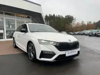 Gebraucht Skoda Octavia RS 200 PS (147 kW) 2022 Candyweiss Kombi