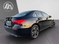 Gebraucht Mercedes A200 Progressive 163 PS (119 kW) 2024 Kosmosschwarz Limousine