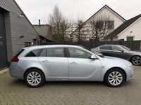 Gebraucht Opel Insignia Edition 131 PS (96 kW) 2013 Grau Kombi
