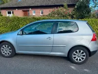 Gebraucht VW Golf V 102 PS (75 kW) 2005 Silber Kleinwagen