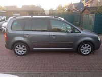 Gebraucht VW Touran Trendline 140 PS (102 kW) 2004 Grau Van / Kleinbus