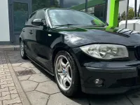 Gebraucht BMW 118 122 PS (89 kW) 2004 Schwarz Kleinwagen