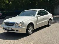 Gebraucht Mercedes E240 177 PS (130 kW) 2004 Weiß Limousine