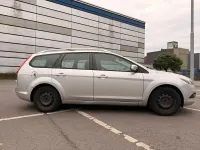 Gebraucht Ford Focus 109 PS (80 kW) 2010 Silber Kombi