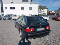 Używany BMW 530 193 KM (141 kW) 2001 Czarny Kombi