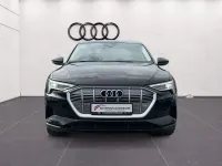 Gebraucht Audi e-tron Performance 300 kW (408 PS) 2023 Brillantschwarz SUV