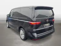 Gebraucht VW Multivan Style 150 PS (110 kW) 2026 Deep black perleffekt Van / Kleinbus
