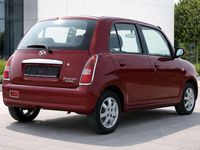 Gebraucht Daihatsu Trevis 58 PS (42 kW) 2007 Rot Kleinwagen