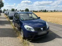 Gebraucht Dacia Sandero 75 PS (55 kW) 2010 Blau Limousine