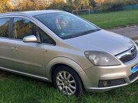 Gebraucht Opel Zafira 120 PS (88 kW) 2008 Silber Van / Kleinbus