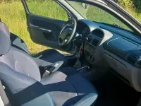 Gebraucht Renault Clio 75 PS (55 kW) 2001 Silber Kleinwagen