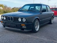 Gebraucht BMW 325 Performance 170 PS (125 kW) 1985 Grau Coupé