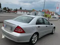 Gebraucht Mercedes C200 122 PS (89 kW) 2006 Silber Limousine