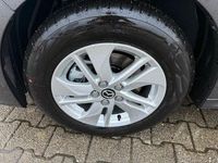 Neu Mazda 2 Center-Line 116 PS (85 kW) 2025 Grau Kleinwagen