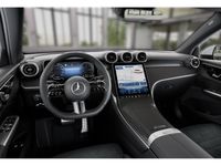 Gebraucht Mercedes GLC300e AMG 204 PS (150 kW) 2023 Weiß Coupé