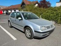 Second-hand VW Golf IV 101 CP (74 kW) 2002 Gri Berlinǎ
