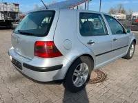 Second-hand VW Golf IV 75 CP (55 kW) 2001 Argintiu Berlinǎ