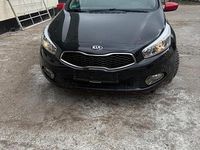 Second-hand Kia Ceed 128 CP (94 kW) 2015 Negru Hatchback