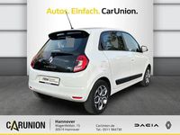 Second-hand Renault Twingo Techno 60 kW (82 CP) 2022 Alb Hatchback