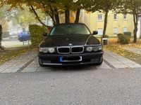 Gebraucht BMW 728 194 PS (142 kW) 2000 Schwarz Limousine