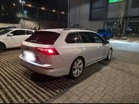 Gebraucht VW Golf VIII 150 PS (110 kW) 2022 Silber Kombi