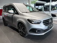 Gebraucht Mercedes T180 Progressive 116 PS (85 kW) 2025 Silber Van / Kleinbus