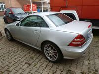 Gebraucht Mercedes SLK200 163 PS (119 kW) 2002 Silber Cabrio