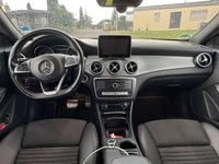 Gebraucht Mercedes CLA220 184 PS (135 kW) 2017 Weiß Limousine