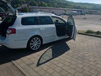 Second-hand VW Passat 140 CP (102 kW) 2009 Alb Hatchback