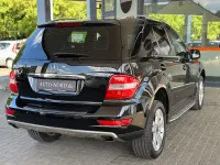 Gebraucht Mercedes ML280 190 PS (139 kW) 2009 Schwarz SUV