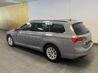 Gebraucht VW Passat Business 150 PS (110 kW) 2023 Mondsteingrau Kombi