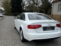 Gebraucht Audi A4 S-Line 211 PS (155 kW) 2013 Weiß Limousine
