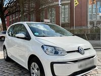 Gebraucht VW up! move up! 60 PS (44 kW) 2016 Weiß Kleinwagen