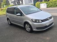 Gebraucht VW Touran 105 PS (77 kW) 2011 Silber Van / Kleinbus