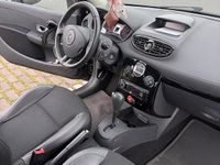 Gebraucht Renault Clio II 110 PS (80 kW) 2011 Schwarz Kleinwagen