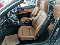 Gebraucht BMW 320 Cabriolet Exclusive 170 PS (125 kW) 2011 Schwarz Cabrio