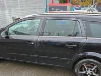 Gebraucht Opel Astra 105 PS (77 kW) 2005 Schwarz Kombi