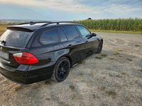 Gebraucht BMW 320 163 PS (119 kW) 2007 Schwarz Kombi