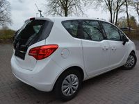 Gebraucht Opel Meriva Edition 101 PS (74 kW) 2017 Weiß Van / Kleinbus