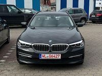 Gebraucht BMW 520 190 PS (139 kW) 2019 Grau Kombi