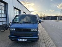 Usado VW Multivan 111 HP (81 kW) 1990 Azul Monovolume