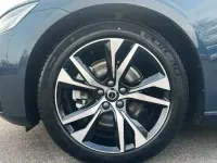 Gebraucht Volvo V60 Plus 197 PS (144 kW) 2025 Blau Kombi