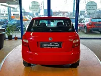 Gebraucht Skoda Fabia Ambiente 80 PS (58 kW) 2009 Rot Limousine