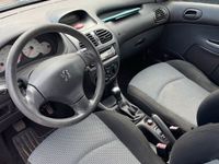 gebraucht Peugeot 206 Benziner 1,2L, TÜV bis 2025