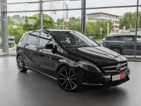 Gebraucht Mercedes B200 Night 136 PS (100 kW) 2012 Schwarz Kleinwagen