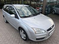 Second-hand Ford Focus Style 109 CP (80 kW) 2007 Argintiu Berlinǎ