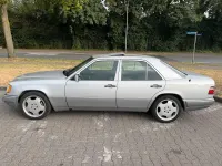 Gebraucht Mercedes E280 193 PS (141 kW) 1993 Silber Limousine