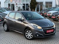 Gebraucht Peugeot 208 Active 82 PS (60 kW) 2018 Grau Kleinwagen