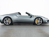 Gebraucht Ferrari 296 663 PS (487 kW) 2024 Grau Cabrio